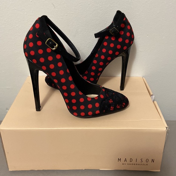 Shoedazzle polka dot heels 8 - Picture 2 of 10